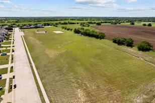 308 Deer Run Dr, Sanger, TX 76266 - Photo 30