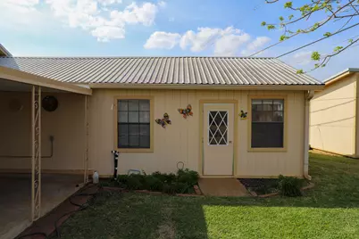 303 David Davis Drive, McGregor, TX 76657 - Photo 20