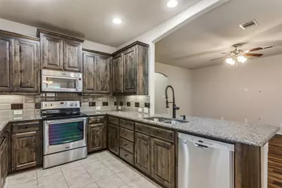 11900 Bexley Drive, Burleson, TX 76028 - Photo 10