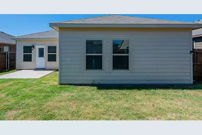 312 Emerald Creek Drive, Fort Worth, TX 76131 - Photo 16