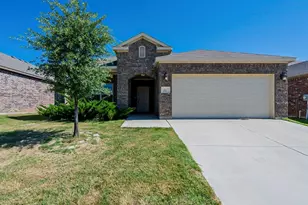 312 Emerald Creek Dr, Fort Worth, TX 76131 - Photo 1
