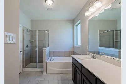 312 Emerald Creek Drive, Fort Worth, TX 76131 - Photo 4