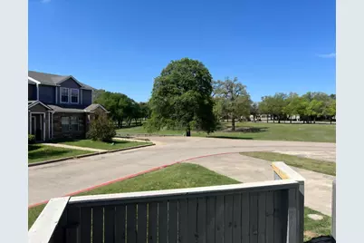 815 Ventura Park, Irving, TX 75061 - Photo 22