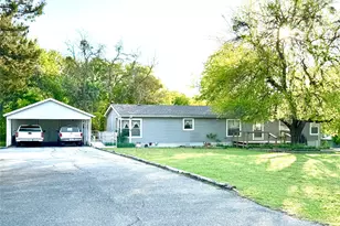 664 Quail Creek Cir, Pottsboro, TX 75076 - Photo 1