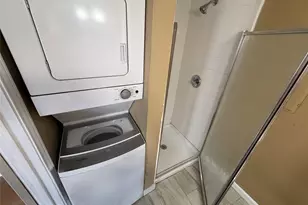 2301 Basil Dr, Arlington, TX 76006 - Photo 10