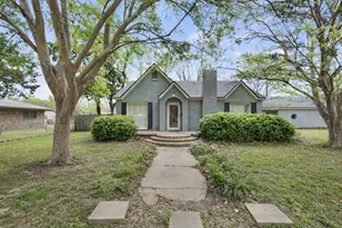 200 NW 1st St, Cooper, TX 75432 - Photo 1