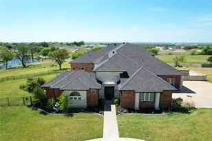 127 Eagle View Ct, Weatherford, TX 76087 - Photo 2