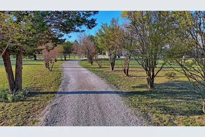 1630 County Road 140, Whitesboro, TX 76273 - Photo 34