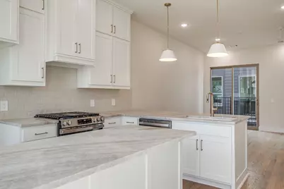 300 Foch Street #120, Fort Worth, TX 76107 - Photo 4