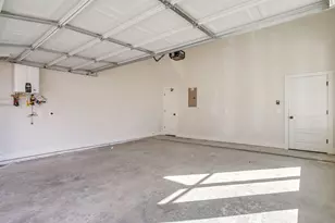 300 Foch St, Fort Worth, TX 76107 - Photo 30