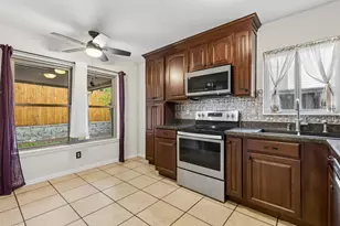 3329 Briaroaks Dr, Garland, TX 75044 - Photo 6