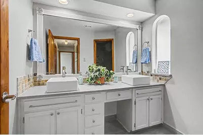 604 Baker Drive, Hurst, TX 76054 - Photo 30