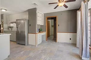 604 Baker Dr, Hurst, TX 76054 - Photo 12