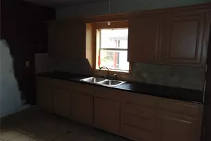 222 W Ohio Ave, Dallas, TX 75224 - Photo 10