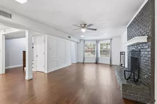 508 Country Green Ln, Arlington, TX 76011 - Photo 10