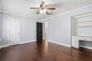 508 Country Green Ln, Arlington, TX 76011 - Photo 24