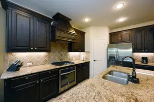 2713 Gulf Shore Dr, Lewisville, TX 75067 - Photo 8