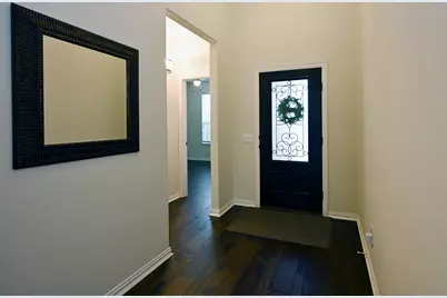 2713 Gulf Shore Drive, Lewisville, TX 75067 - Photo 2