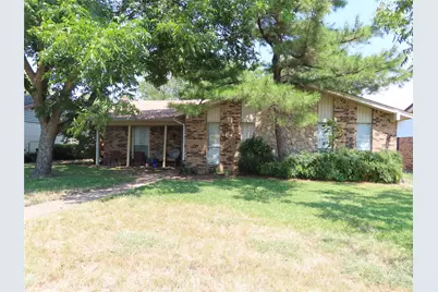 2113 Vail Drive, Garland, TX 75044 - Photo 2