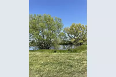 394 Emerald Glenn Lane, Pilot Point, TX 76258 - Photo 6