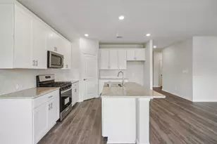 2223 Gustavus Dr, Sherman, TX 75092 - Photo 4