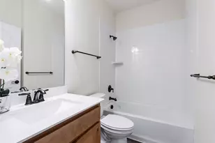 948 Memorial Dr, Little Elm, TX 76227 - Photo 22