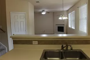 9724 Indian Canyon Dr, Plano, TX 75025 - Photo 8