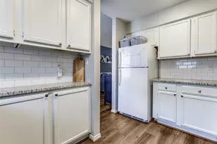 9910 Royal Ln, Dallas, TX 75231 - Photo 6