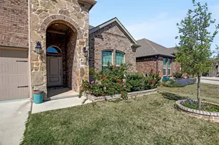 10601 Ponderosa Trl, Aubrey, TX 76227 - Photo 2