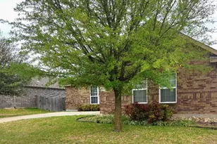 308 Kaylee Way, Red Oak, TX 75154 - Photo 2