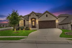 1912 Hollow Creek Trail, Lewisville, TX 75010 - Photo 2