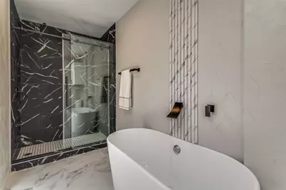 900 Hillside Lane, Flower Mound, TX 75028 - Photo 4