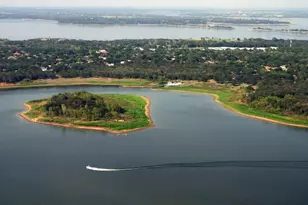 900 Hillside Ln, Flower Mound, TX 75028 - Photo 26