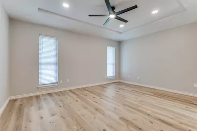 900 Hillside Lane, Flower Mound, TX 75028 - Photo 14