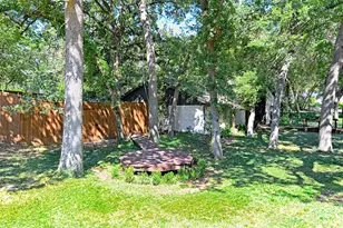 1701 Timbers Dr, Irving, TX 75061 - Photo 2