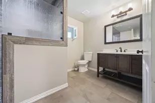 1701 Timbers Dr, Irving, TX 75061 - Photo 24