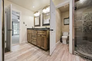 1701 Timbers Dr, Irving, TX 75061 - Photo 18