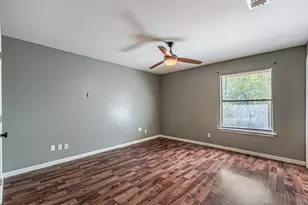 8808 Sylvan Ct, Fort Worth, TX 76120 - Photo 28