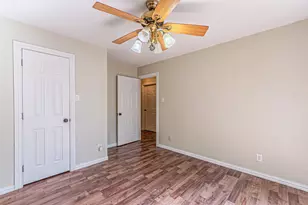 8808 Sylvan Ct, Fort Worth, TX 76120 - Photo 32