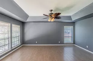 8808 Sylvan Ct, Fort Worth, TX 76120 - Photo 6