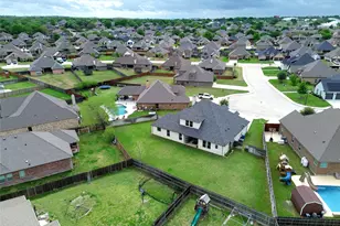 127 Preakness Dr, Willow Park, TX 76087 - Photo 2