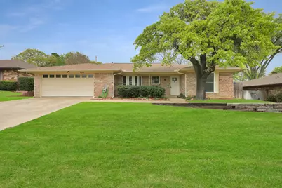 4203 Pleasant Hill Drive, Arlington, TX 76016 - Photo 1