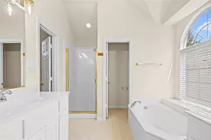 2716 Potter Ct, Grand Prairie, TX 75052 - Photo 20