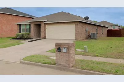 8422 Seven Hills Road, Arlington, TX 76002 - Photo 2