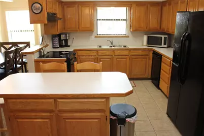 102 Wasco Cove, Lake Kiowa, TX 76240 - Photo 4