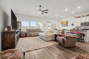 223 Sunshine Ln, Lavon, TX 75166 - Photo 4