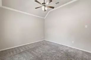 1846 Crosshaven Dr, Lewisville, TX 75077 - Photo 4