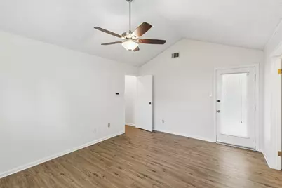 215 Aspenway Drive, Coppell, TX 75019 - Photo 16