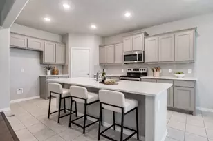 807 Woodcrest Dr, Ennis, TX 75119 - Photo 4