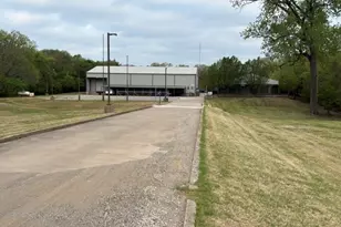 4101 S Texoma Pkwy, Denison, TX 75020 - Photo 1